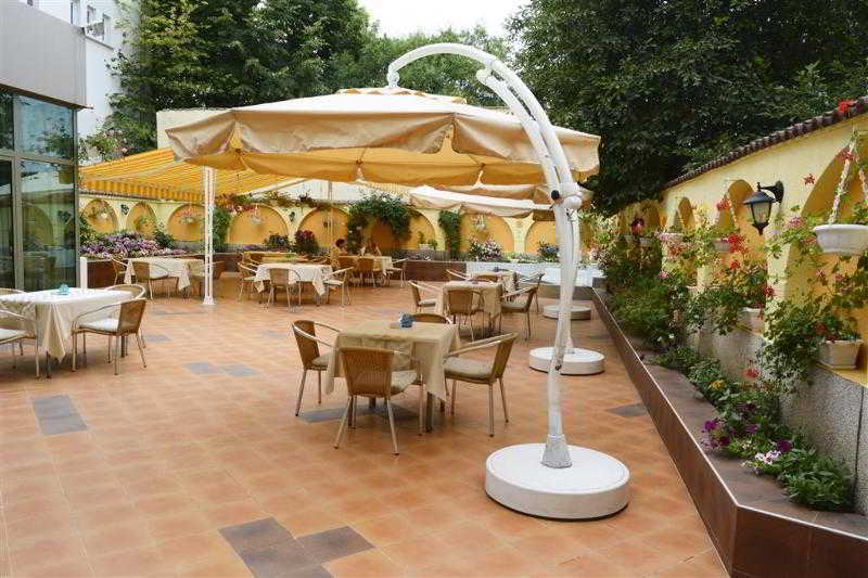 Bistra & Galina Hotel Ruse Bagian luar foto