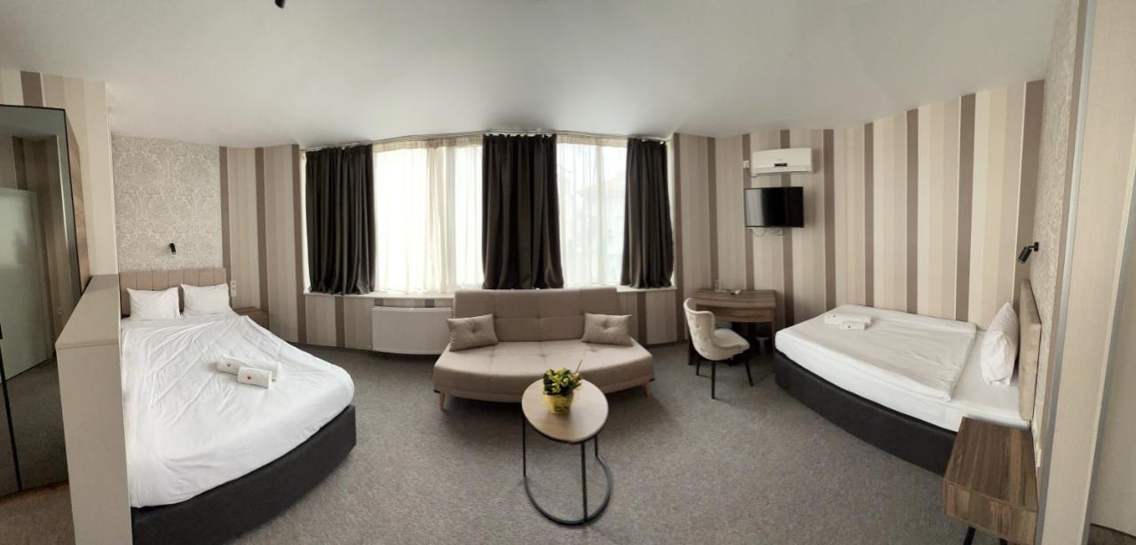 Bistra & Galina Hotel Ruse Bagian luar foto